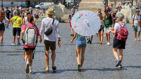 O vară cu riscuri de călătorie din cauza vremii extreme! Românii sunt sfătuiți să evite plecările în Spania și Portugalia